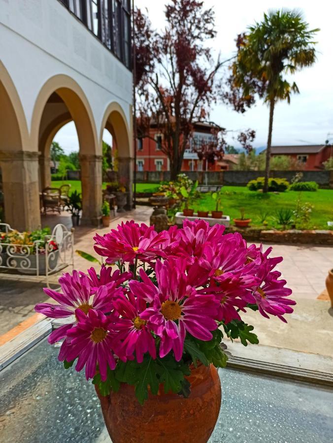 La Venta De Miyares - Casa De Indianos Otel Piloña Dış mekan fotoğraf