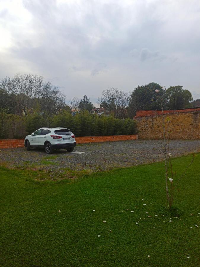 La Venta De Miyares - Casa De Indianos Otel Piloña Dış mekan fotoğraf